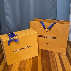 LOUIS VUITTON Large box, shopping bag and ribbon